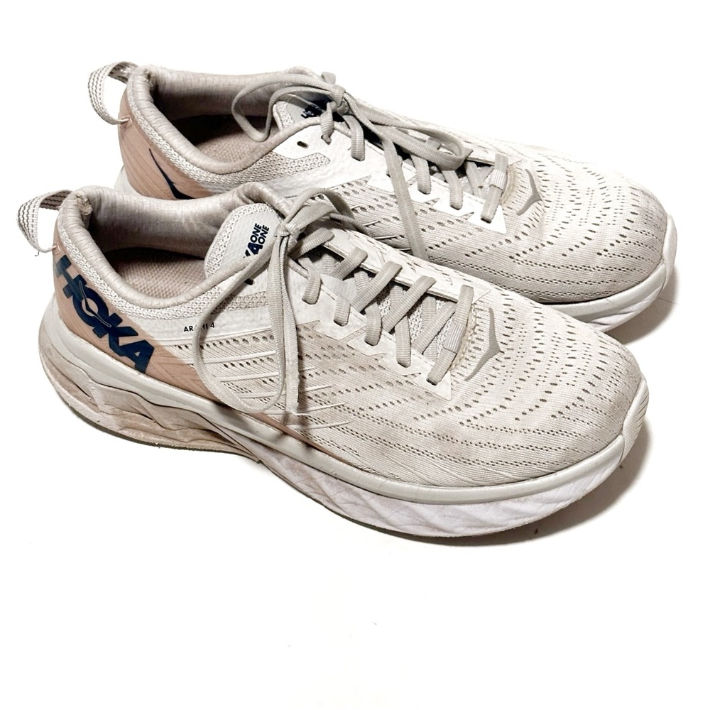 Hoka One One Arahi 4  Shoes